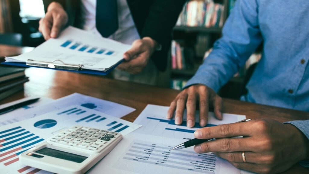 今後はさらにコンプライアンスが厳しくなるのか|合同会社あすだち