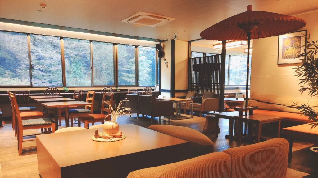 「箱根 つたや旅館」の作業環境｜合同会社あすだち