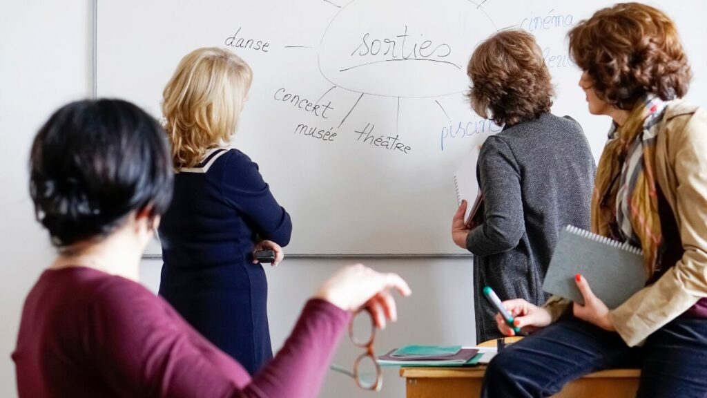 コンプライアンス違反の判断基準への理解が重要な理由|合同会社あすだち