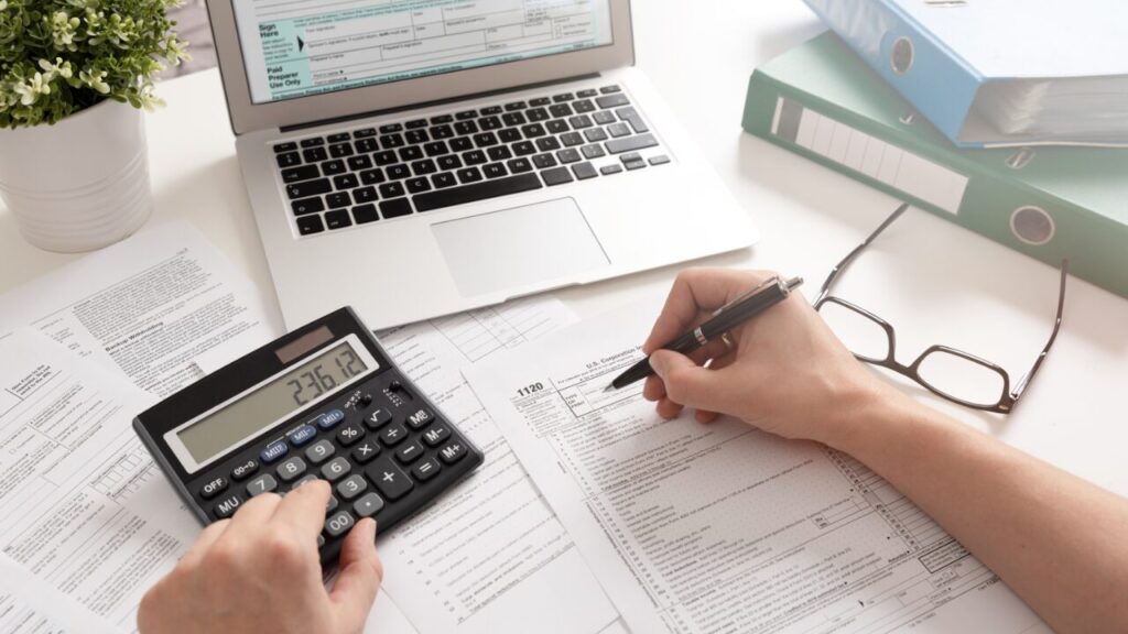 減価償却中のパソコンを廃棄した場合|合同会社あすだち